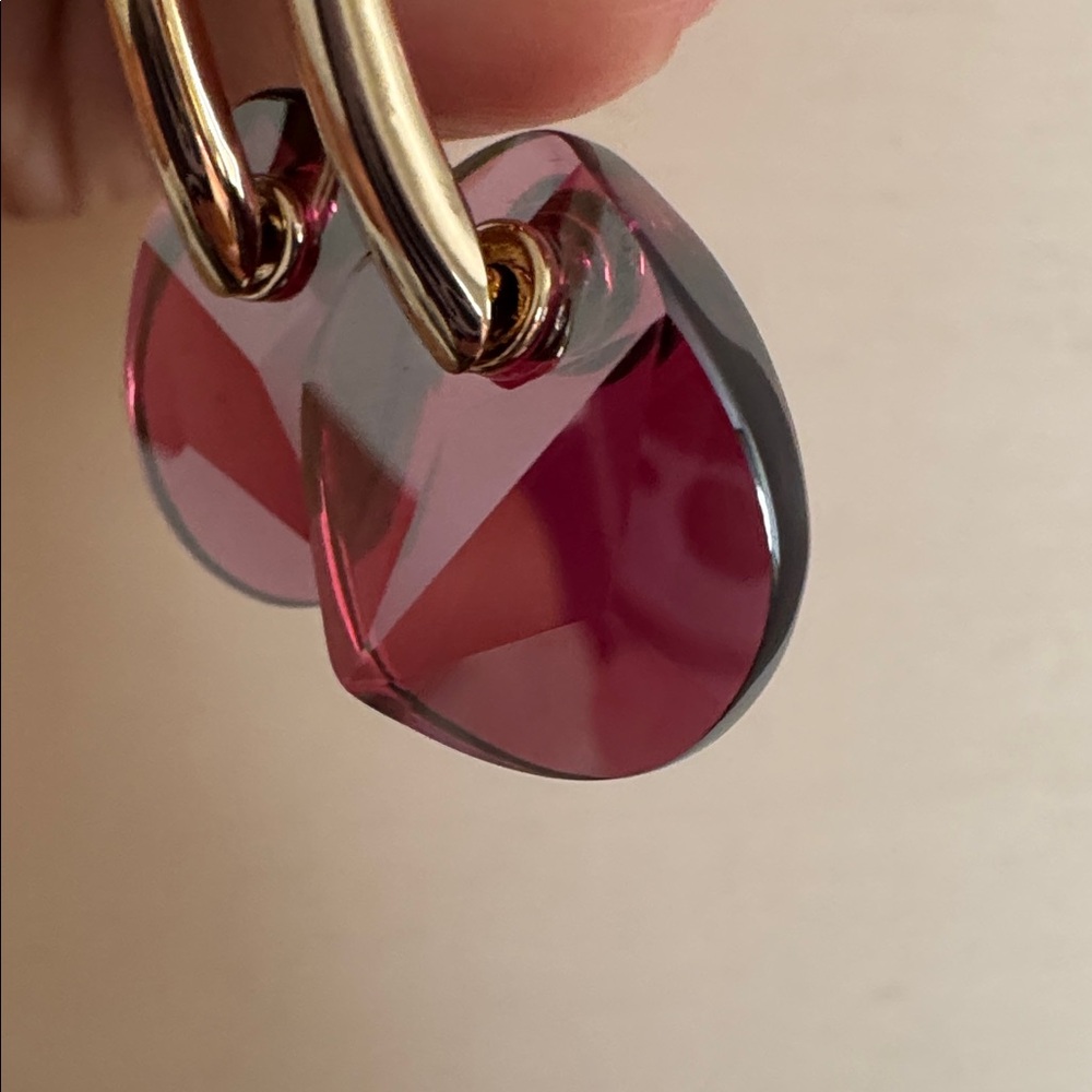 NWT! Swarovski Gold and Red Crystal Earrings - Picture 12 of 12
